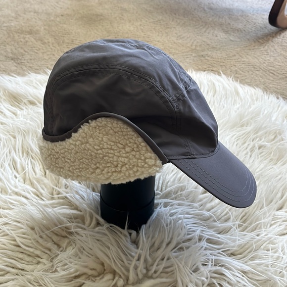 Lands' End Accessories Lands End Mens Sherpa Fleece Lined Waterproof Winter Hat Sm Poshmark